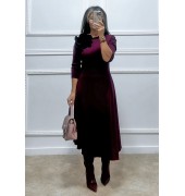 Ασύμμετρο φόρεμα με λουλούδι