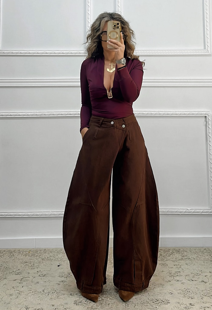 Super baggy τζιν με σταυρωτό κούμπωμα