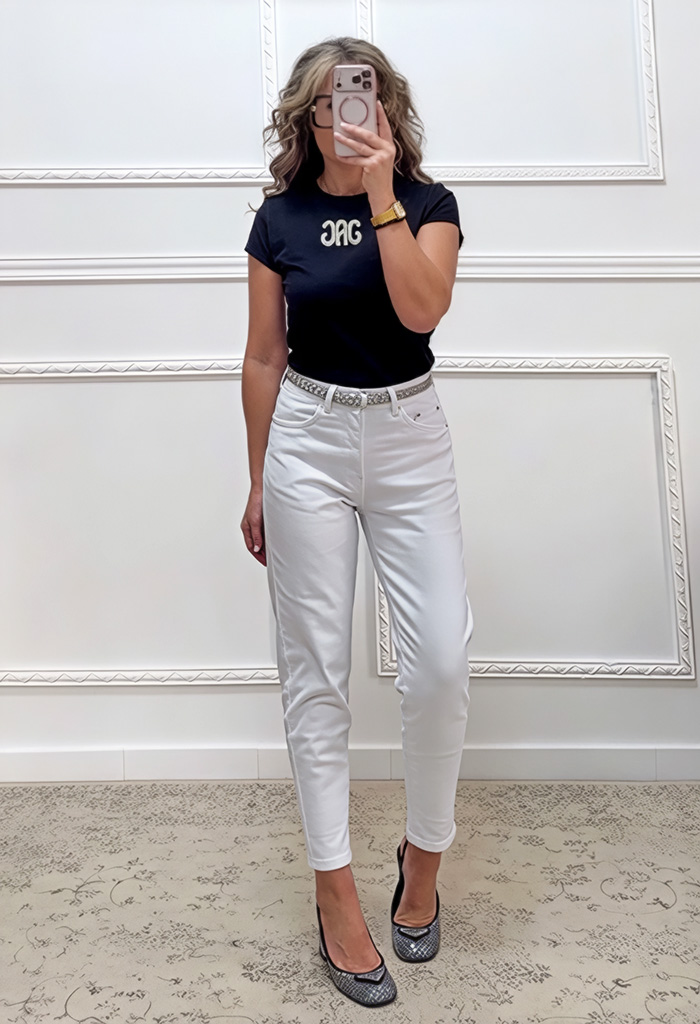 T-shirt με στρας μπροστά