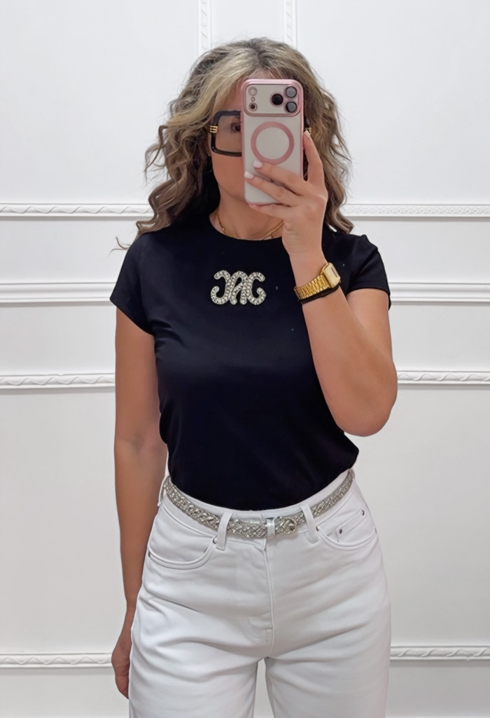 T-shirt με στρας μπροστά