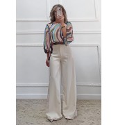 Εμπριμέ μπλούζα