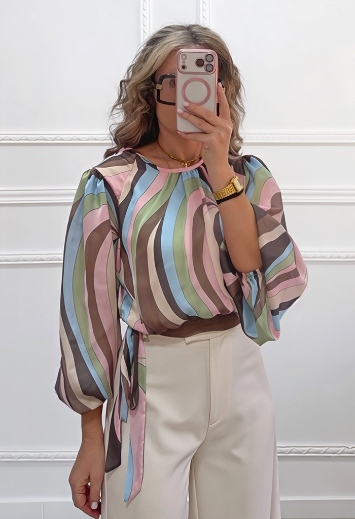 Εμπριμέ μπλούζα