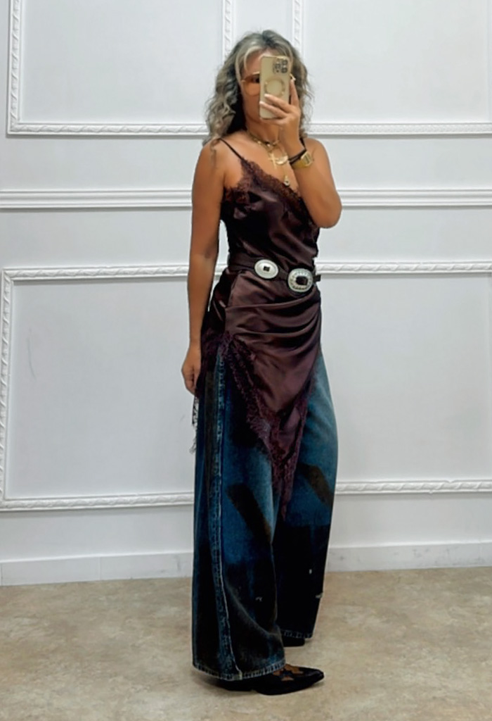 Σατέν μπλουζοφόρεμα με δαντέλα