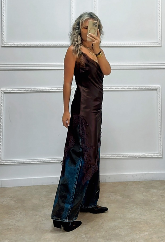 Σατέν μπλουζοφόρεμα με δαντέλα