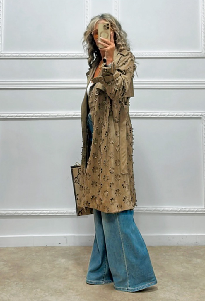 Πανωφόρι σουέτ με διάτρητο σχέδιο