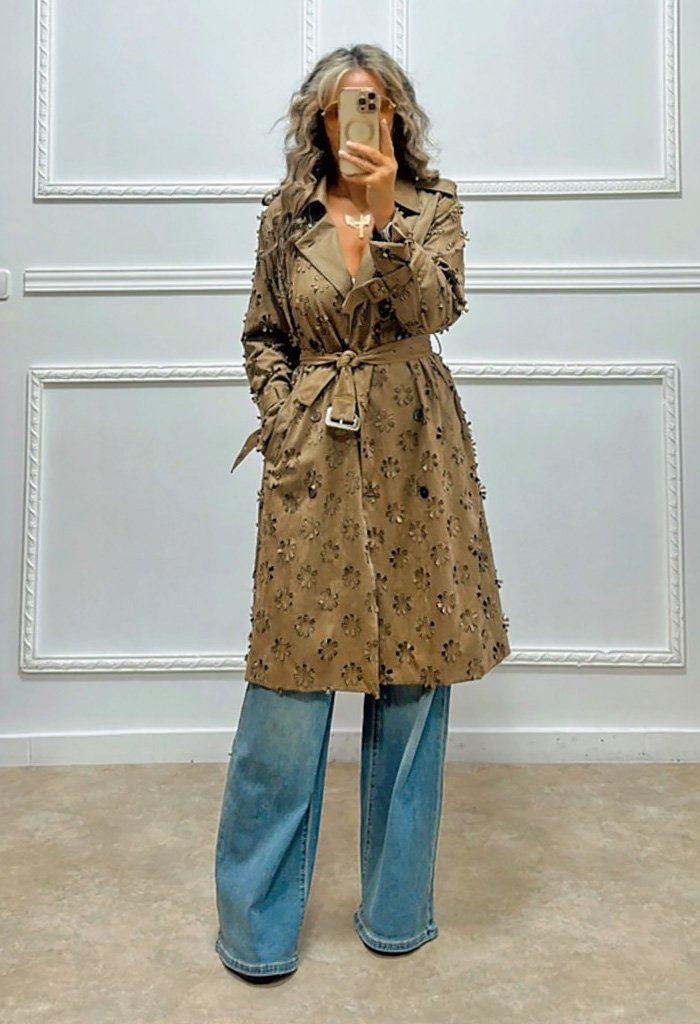 Πανωφόρι σουέτ με διάτρητο σχέδιο