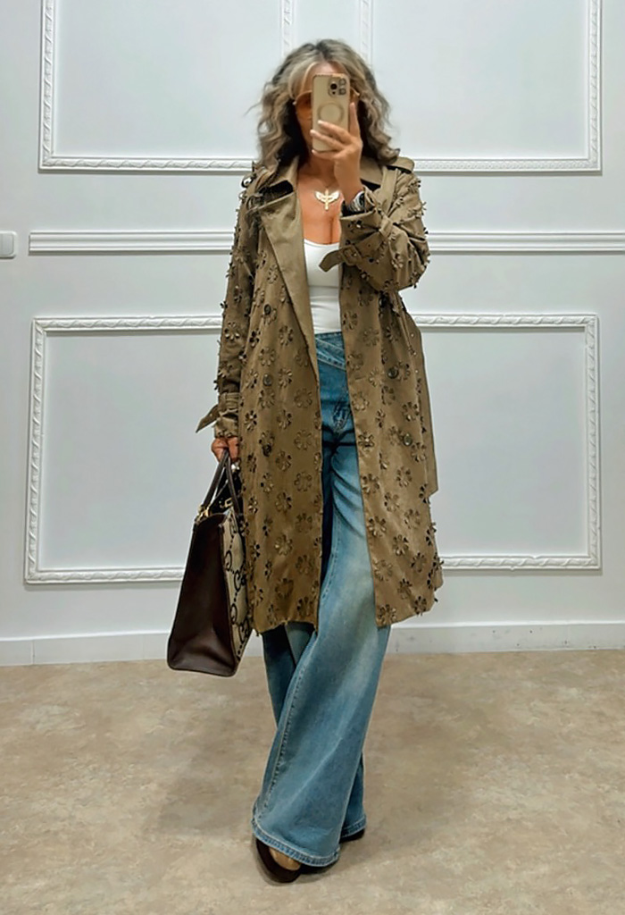 Πανωφόρι σουέτ με διάτρητο σχέδιο