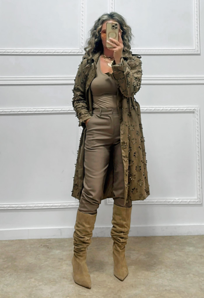 Πανωφόρι σουέτ με διάτρητο σχέδιο