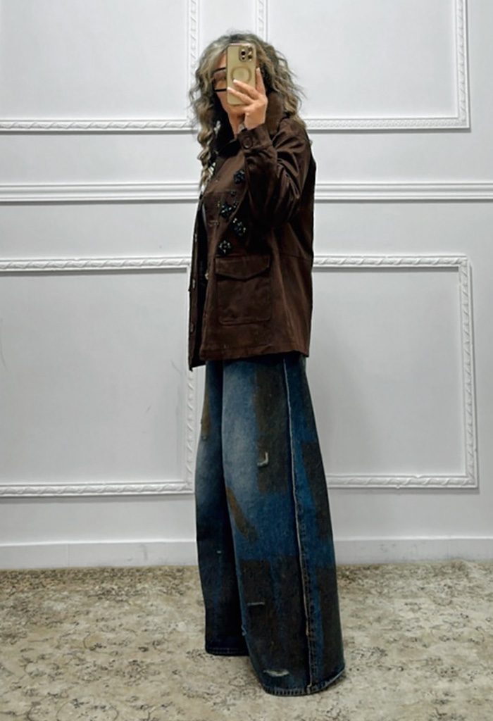 Τζιν με καφέ λεπτομέρειες