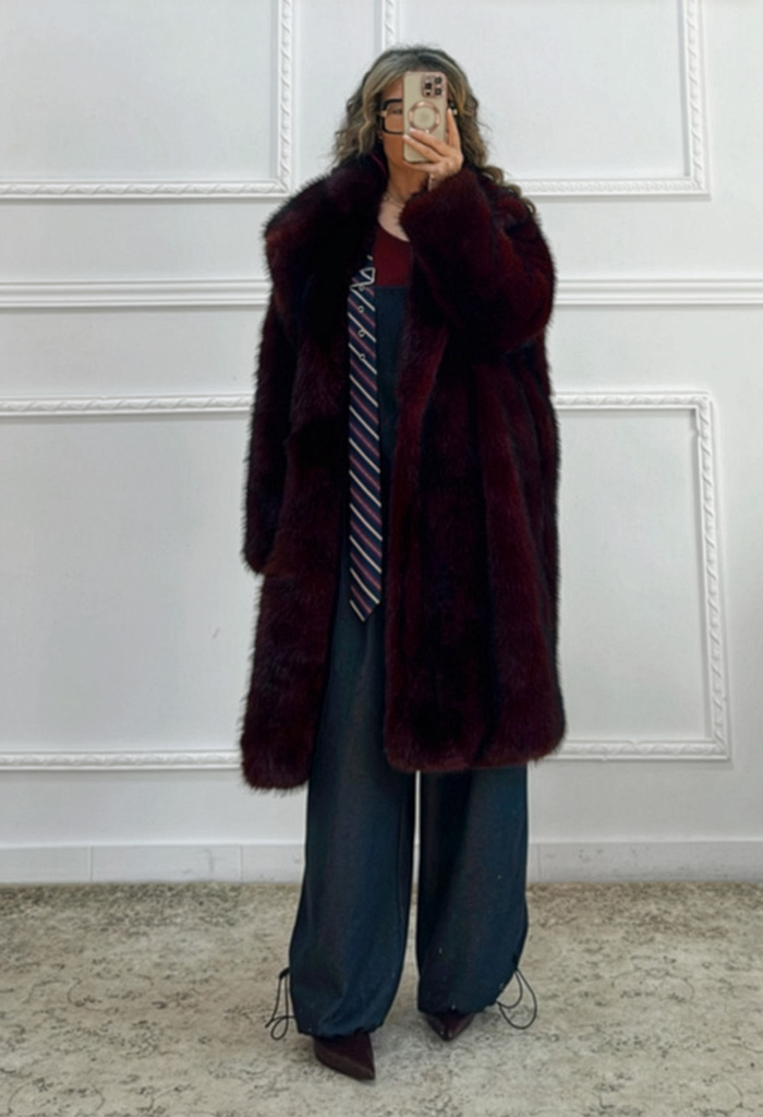 Oversized γούνα μπορντό Oversized γούνα μπορντό