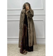 Μακριά oversized γούνα Μακριά oversized γούνα