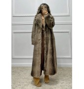 Μακριά oversized γούνα Μακριά oversized γούνα