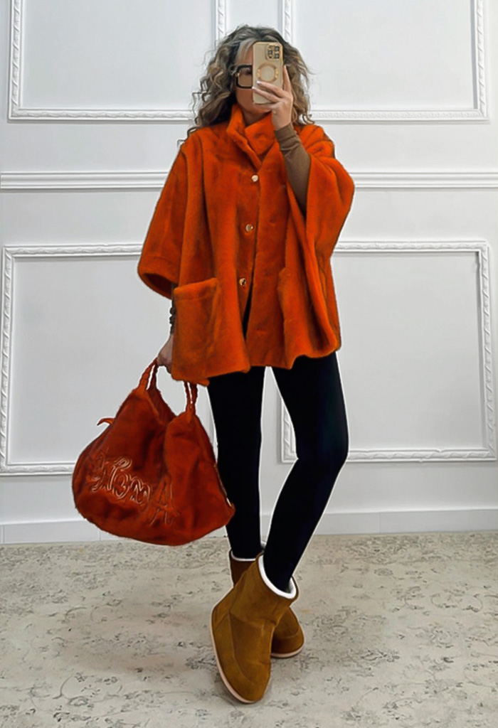 Γούνα με ιδιαίτερο μανίκι