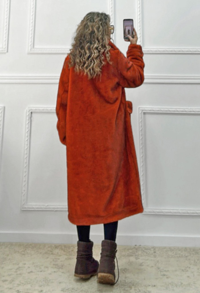 Μακριά γούνα πορτοκαλί