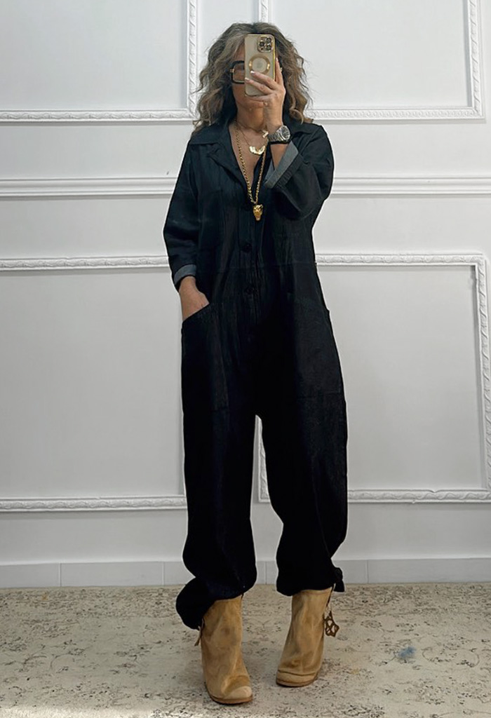 Ολόσωμη φόρμα σε super baggy γραμμή Ολόσωμη φόρμα σε super baggy γραμμή