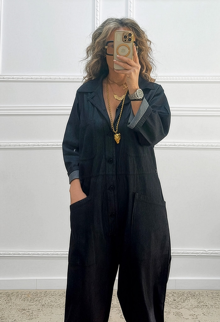 Ολόσωμη φόρμα σε super baggy γραμμή Ολόσωμη φόρμα σε super baggy γραμμή