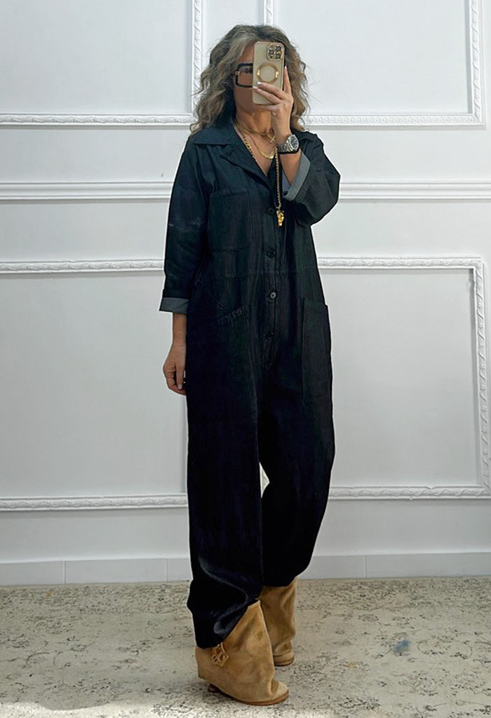 Ολόσωμη φόρμα σε super baggy γραμμή Ολόσωμη φόρμα σε super baggy γραμμή