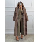 Μακριά oversized γούνα Μακριά oversized γούνα
