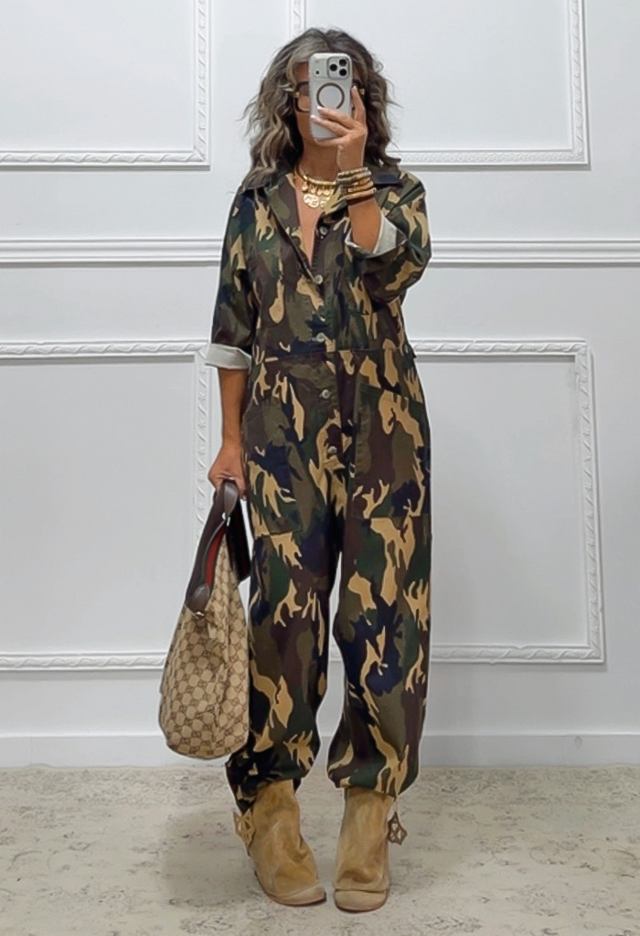 Ολόσωμη φόρμα camouflage Ολόσωμη φόρμα camouflage
