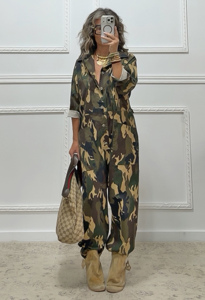 Ολόσωμη φόρμα camouflage Ολόσωμη φόρμα camouflage