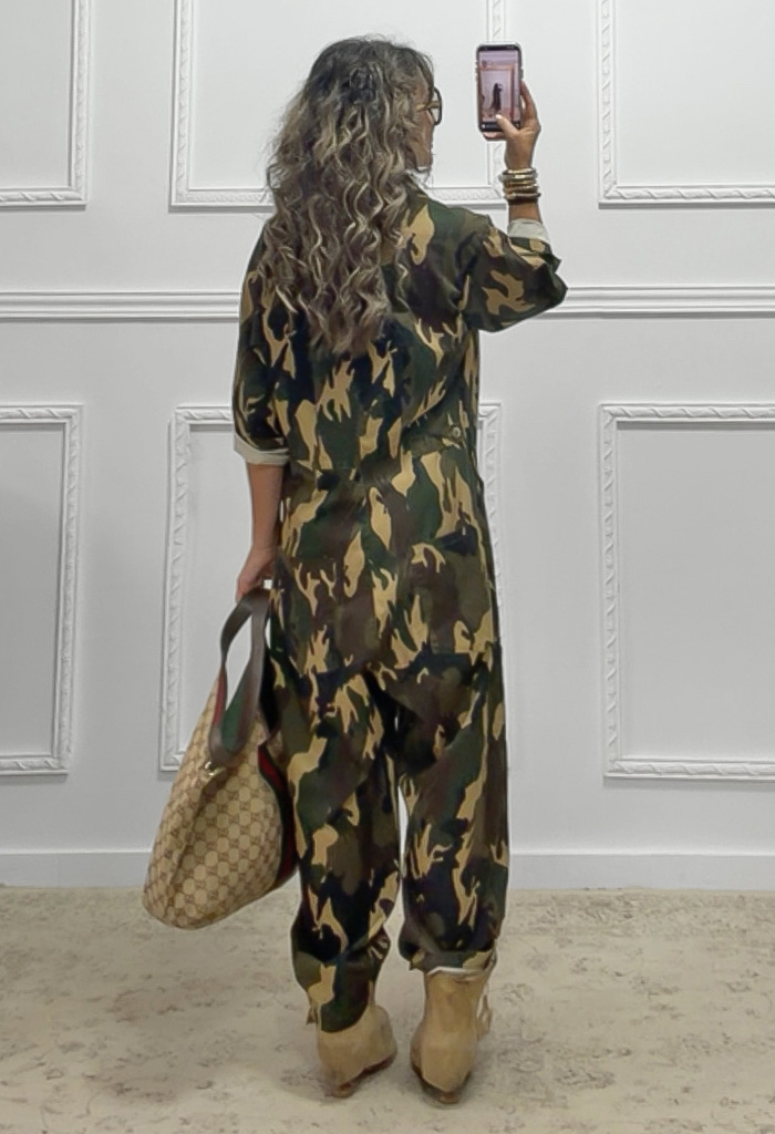 Ολόσωμη φόρμα camouflage Ολόσωμη φόρμα camouflage