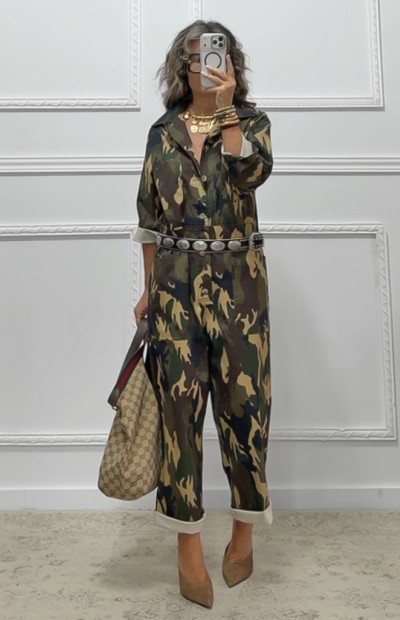 Ολόσωμη φόρμα camouflage Ολόσωμη φόρμα camouflage