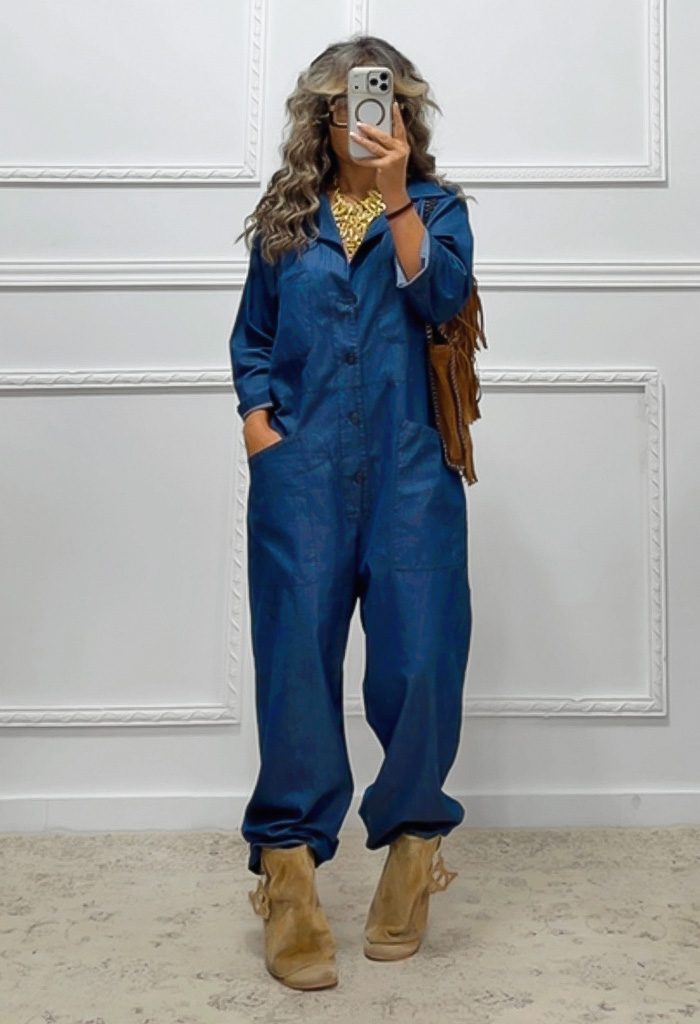 Ολόσωμη φόρμα σε super baggy γραμμή Ολόσωμη φόρμα σε super baggy γραμμή