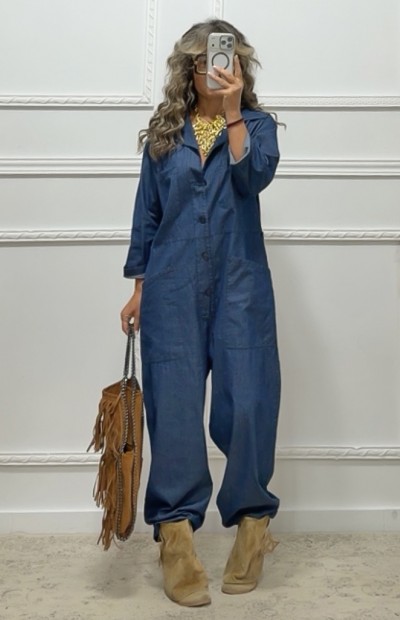 Ολόσωμη φόρμα σε super baggy γραμμή Ολόσωμη φόρμα σε super baggy γραμμή