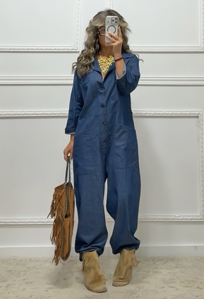 Ολόσωμη φόρμα σε super baggy γραμμή Ολόσωμη φόρμα σε super baggy γραμμή