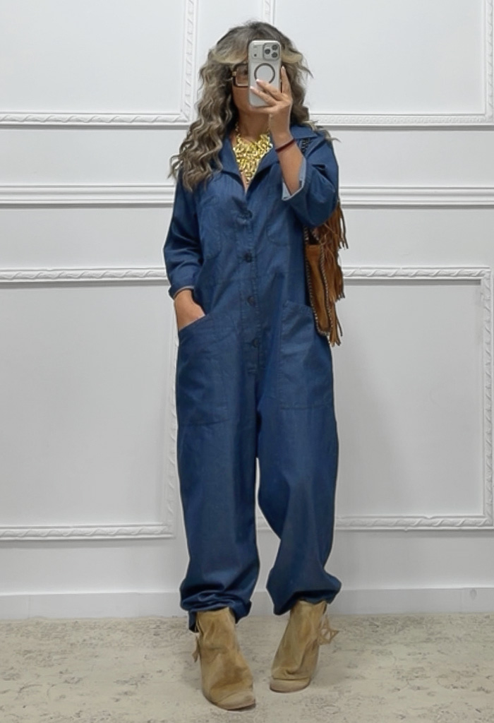 Ολόσωμη φόρμα σε super baggy γραμμή Ολόσωμη φόρμα σε super baggy γραμμή