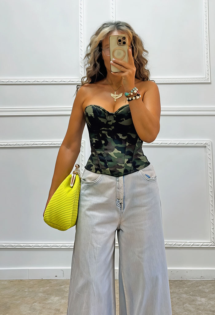 Μπούστο σε army print