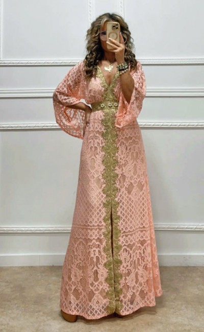 Maxi φόρεμα από δαντέλα nude