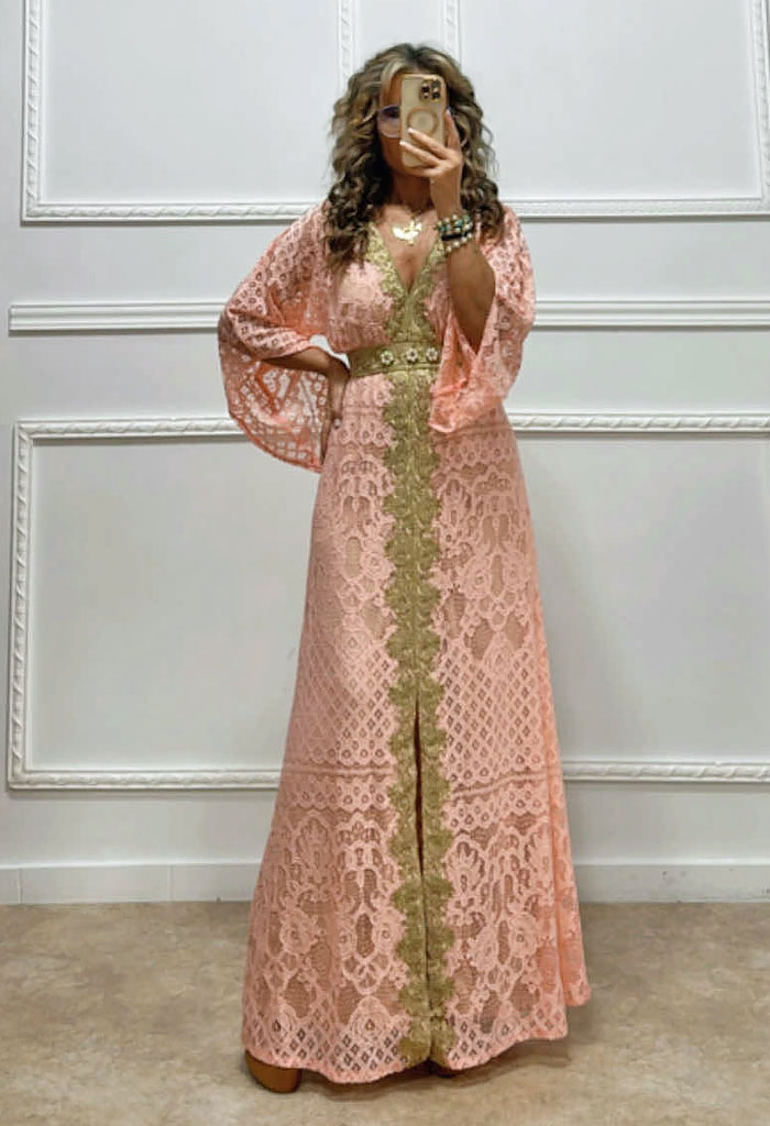 Maxi φόρεμα από δαντέλα nude