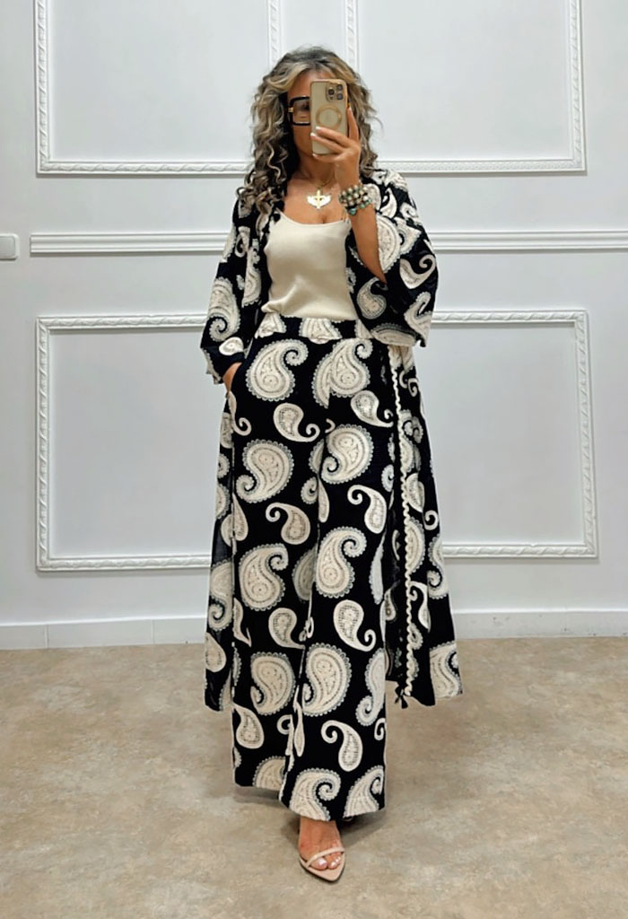 Σετ με κέντημα λαχούρι μαύρο