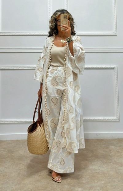 Σετ με κέντημα λαχούρι άσπρο