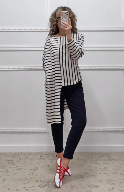 Ασύμμετρη μπλούζα ριγέ