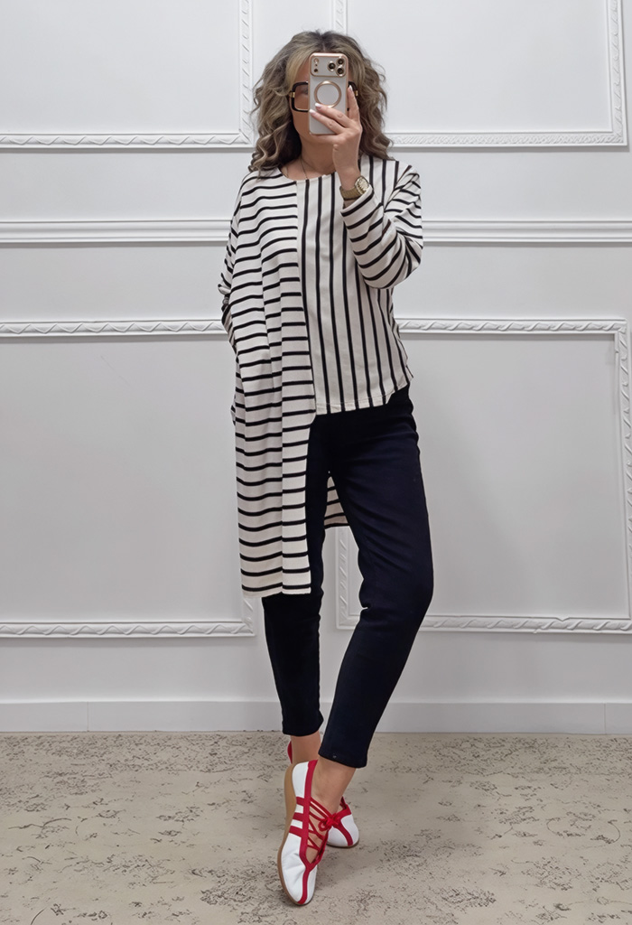 Ασύμμετρη μπλούζα ριγέ