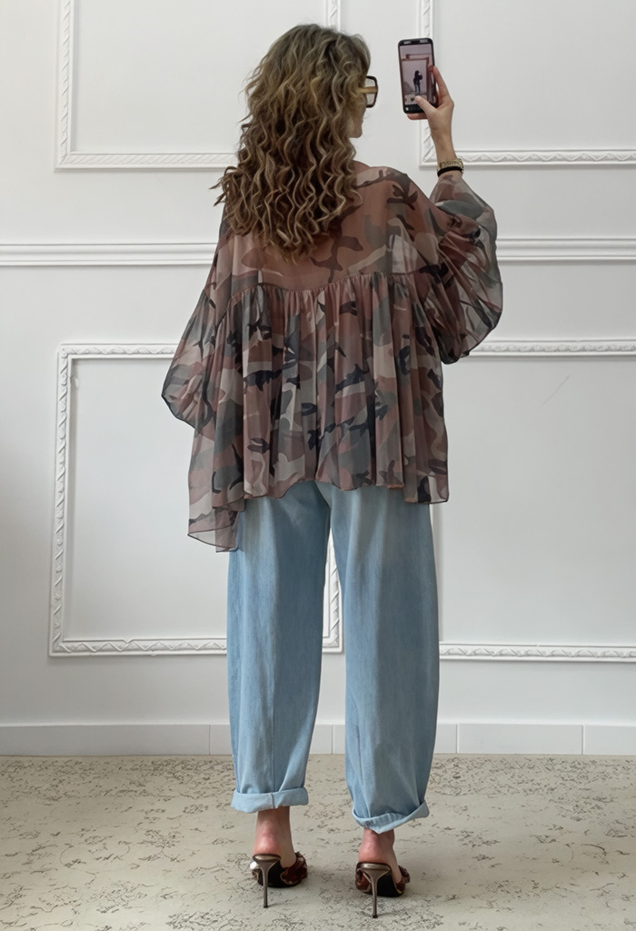 Army print μπλούζα με βολάν