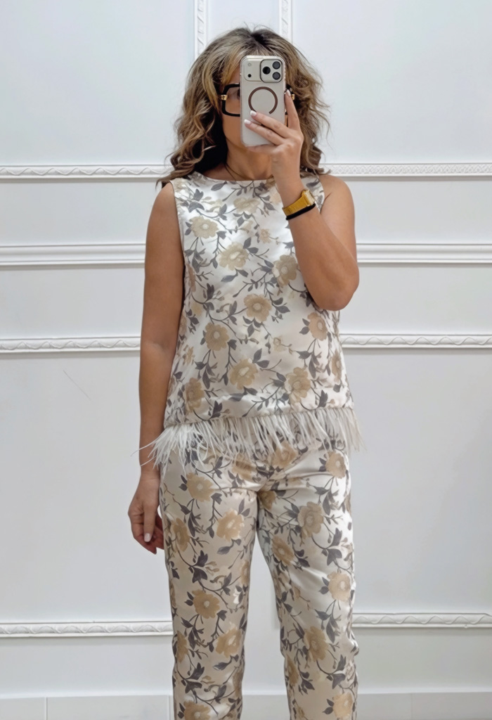 Φλοράλ μπλούζα με φτερά