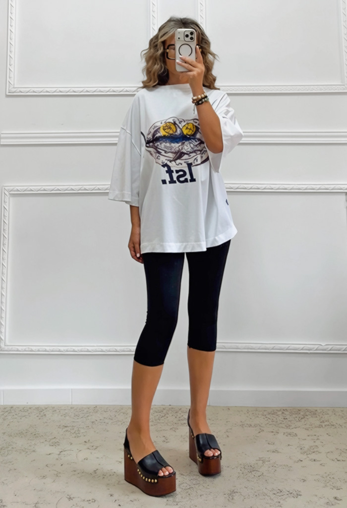 Oversized t-shirt με τύπωμα Oversized t-shirt με τύπωμα