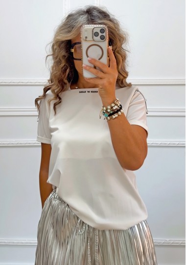 Square shirt white
