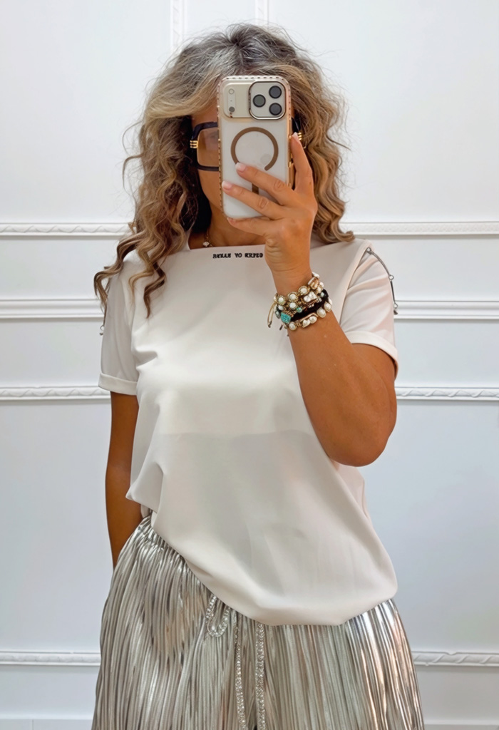 Square shirt white