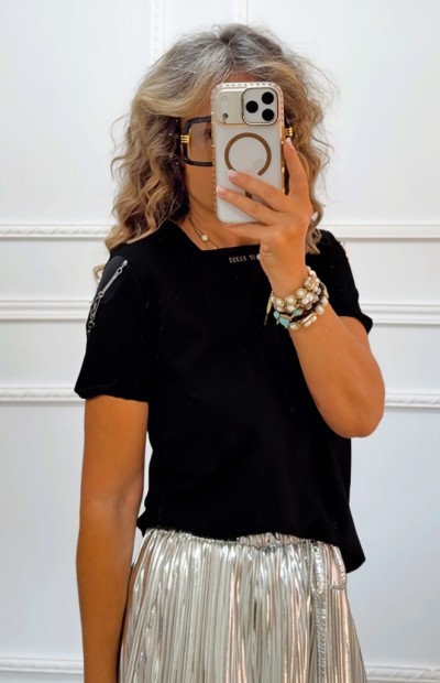 Square shirt black