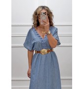 Φόρεμα με V άνοιγμα