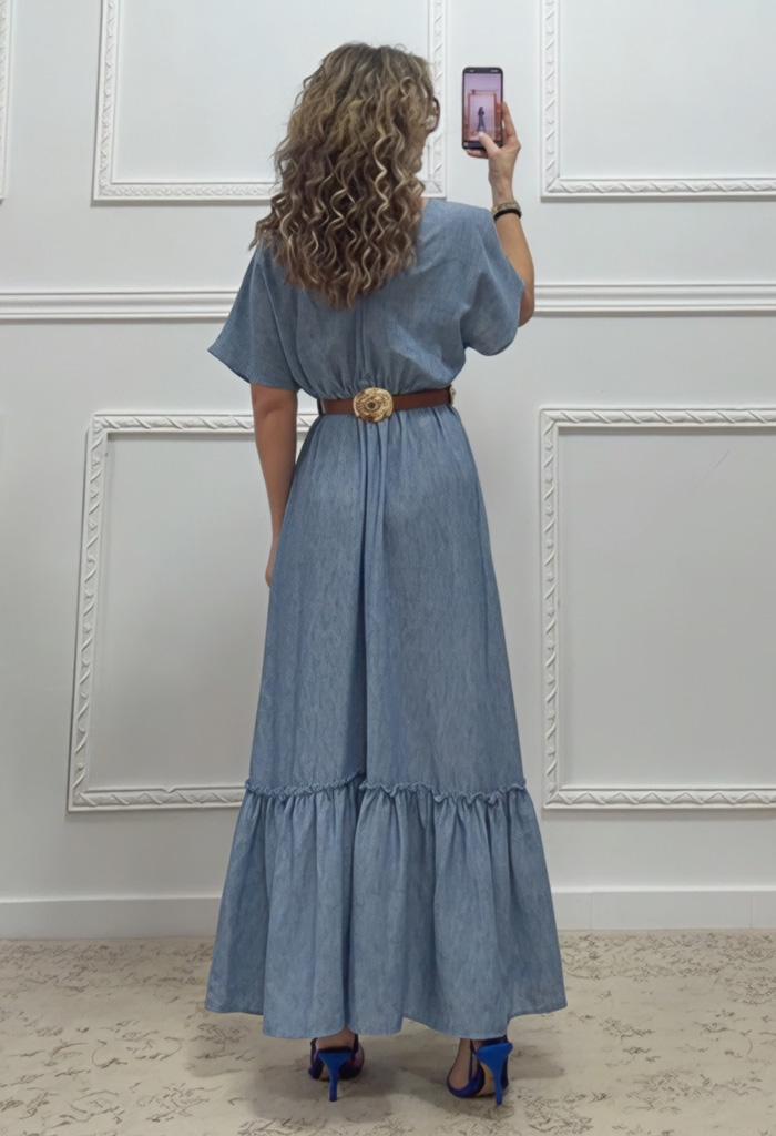 Φόρεμα με V άνοιγμα