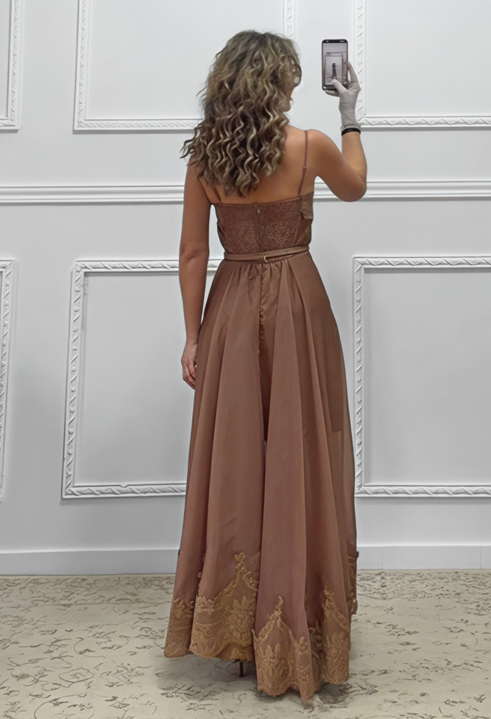 Μακρύ φόρεμα σοκολατί