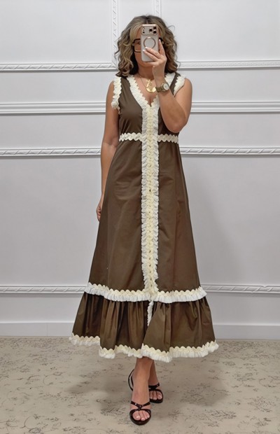 Φόρεμα καφέ