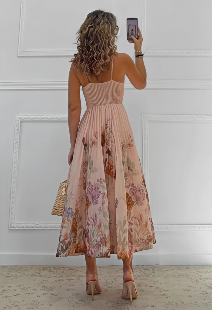Floral φόρεμα με πιέτες Floral φόρεμα με πιέτες