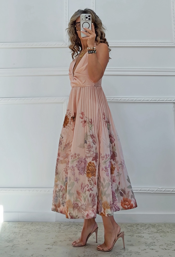 Floral φόρεμα με πιέτες Floral φόρεμα με πιέτες