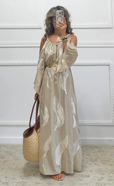 Boho φόρεμα με κεντήματα Boho φόρεμα με κεντήματα